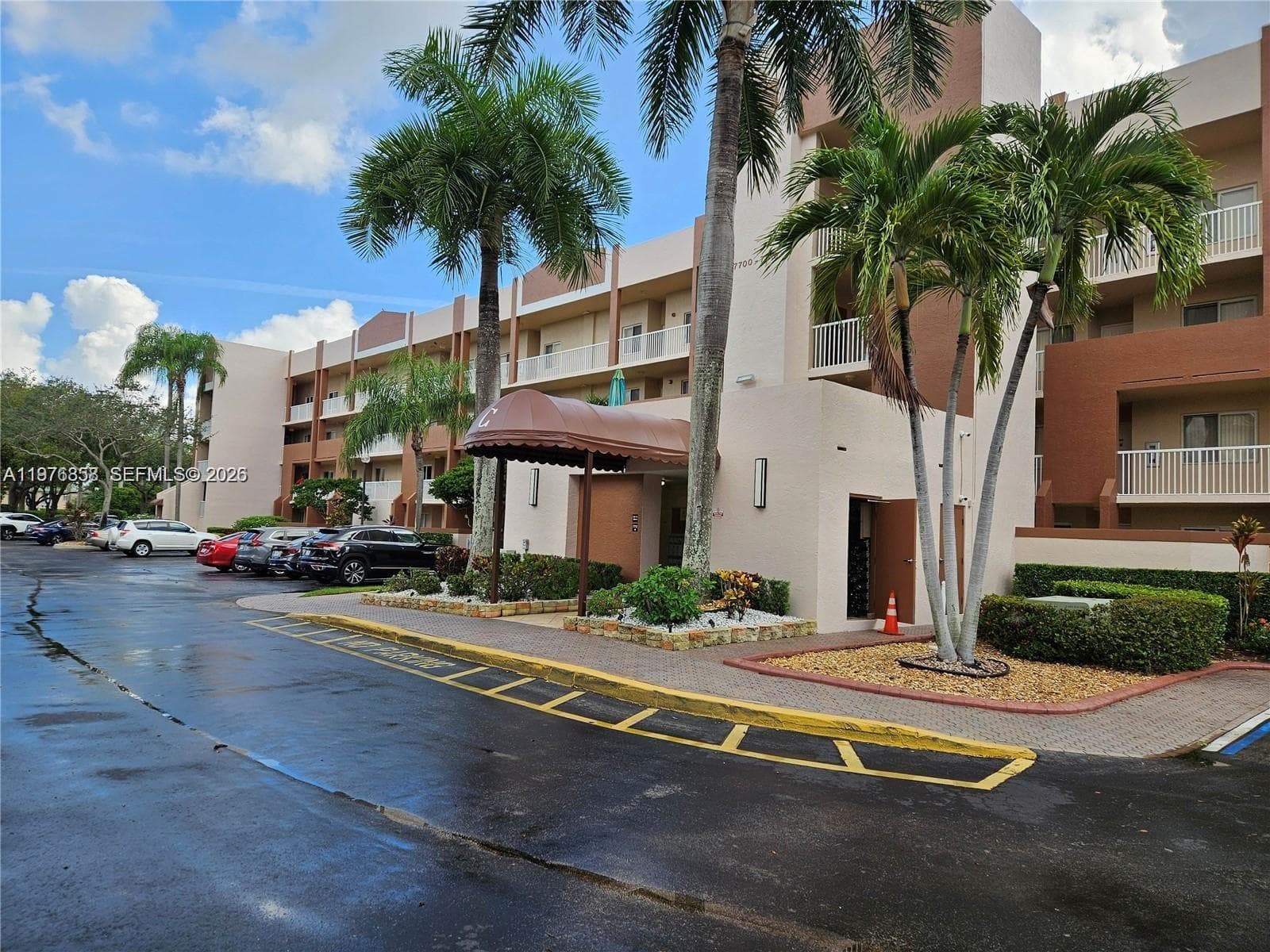 7730 Granville Dr # 202, Tamarac FL 33321
