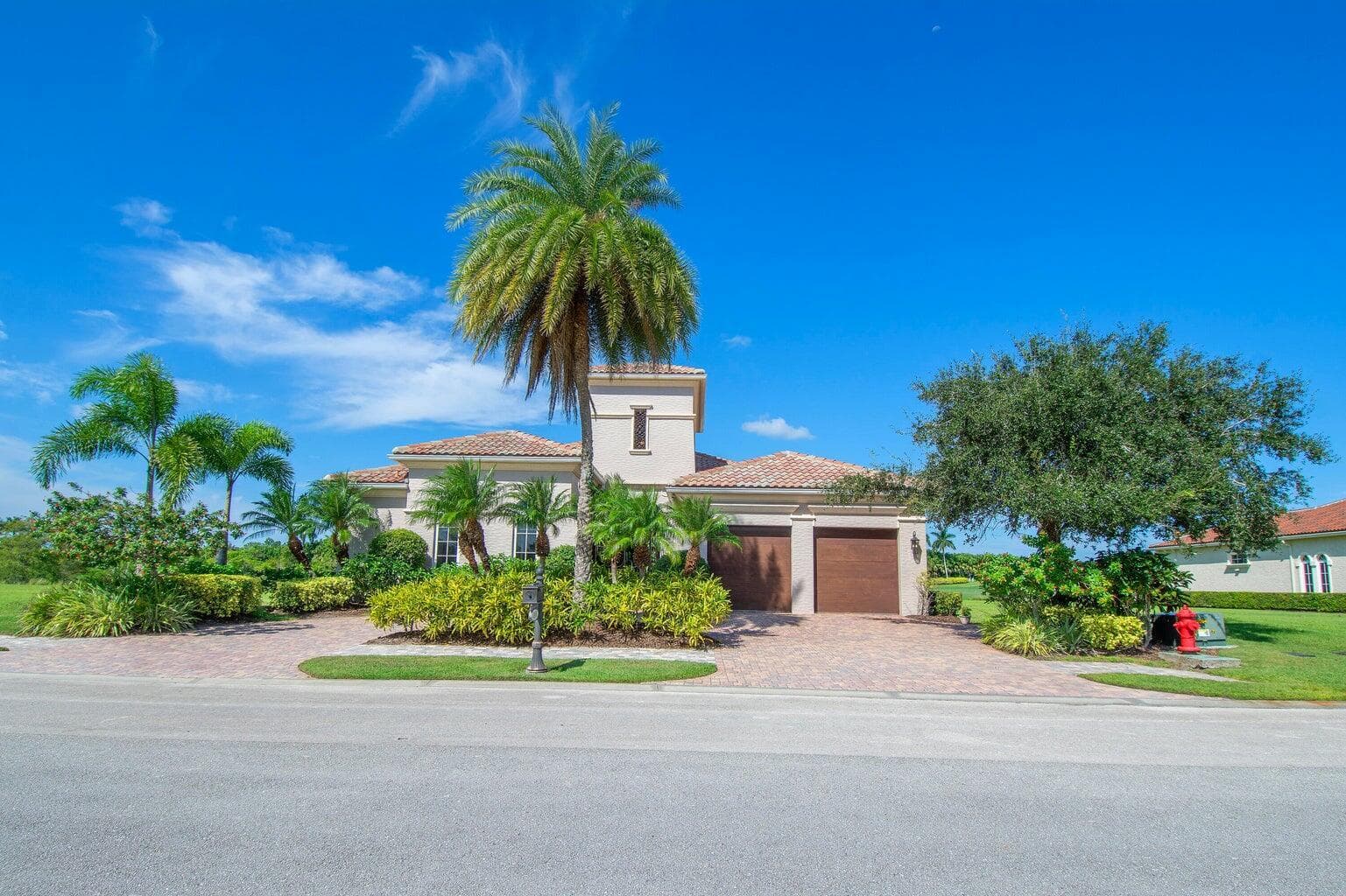 138 SE Via San Marino, Port St. Lucie FL 34984 photo 2
