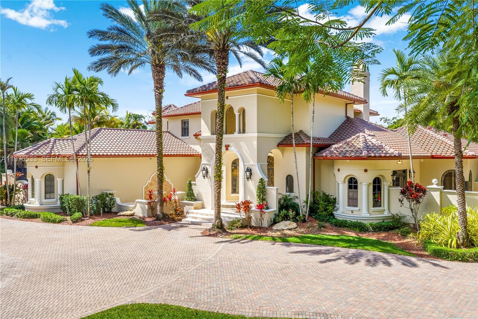 11400 SW 67th Ave, Pinecrest FL 33156 photo 3