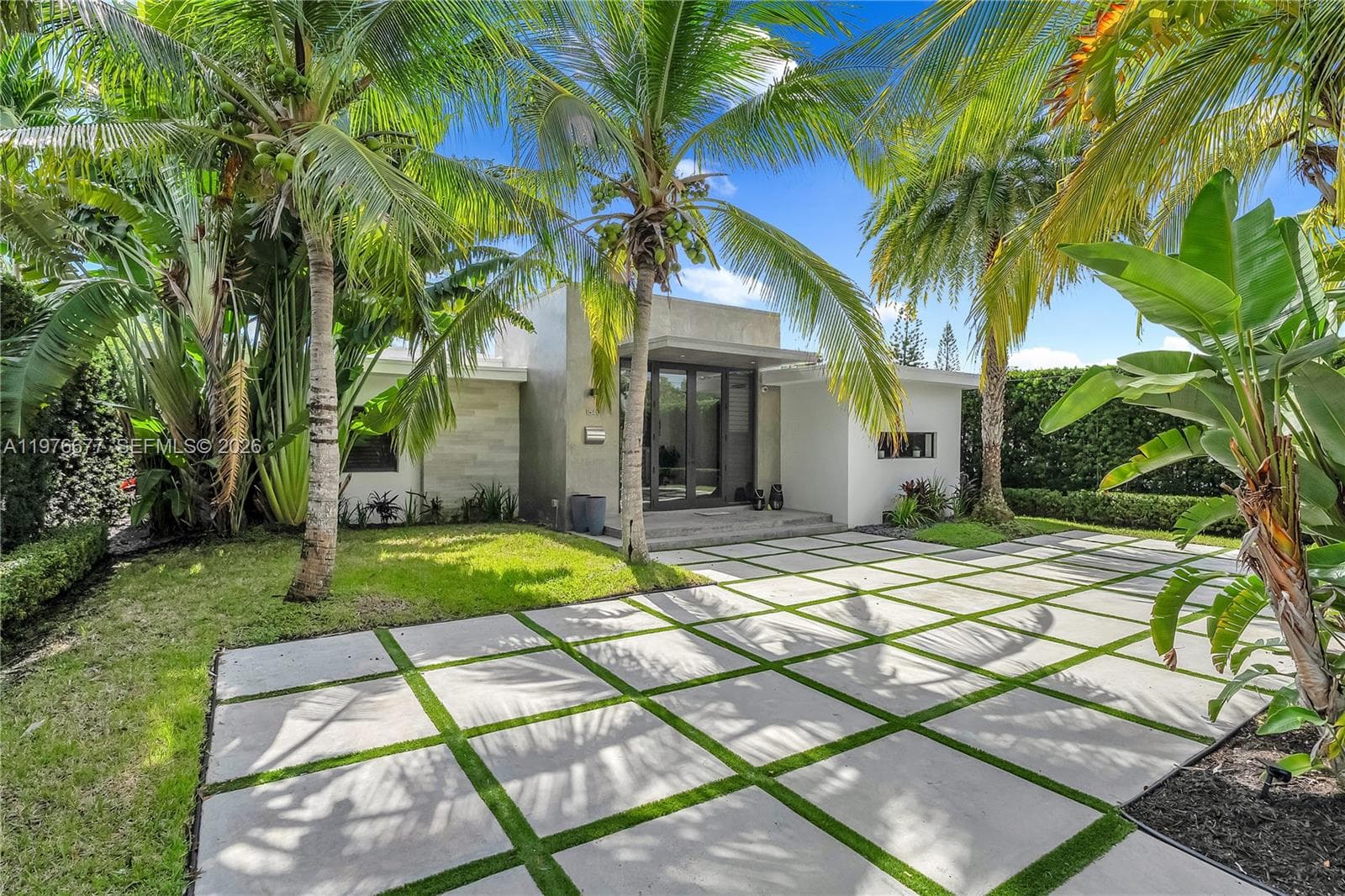 1540 Cleveland Rd, Miami Beach FL 33141 photo 4