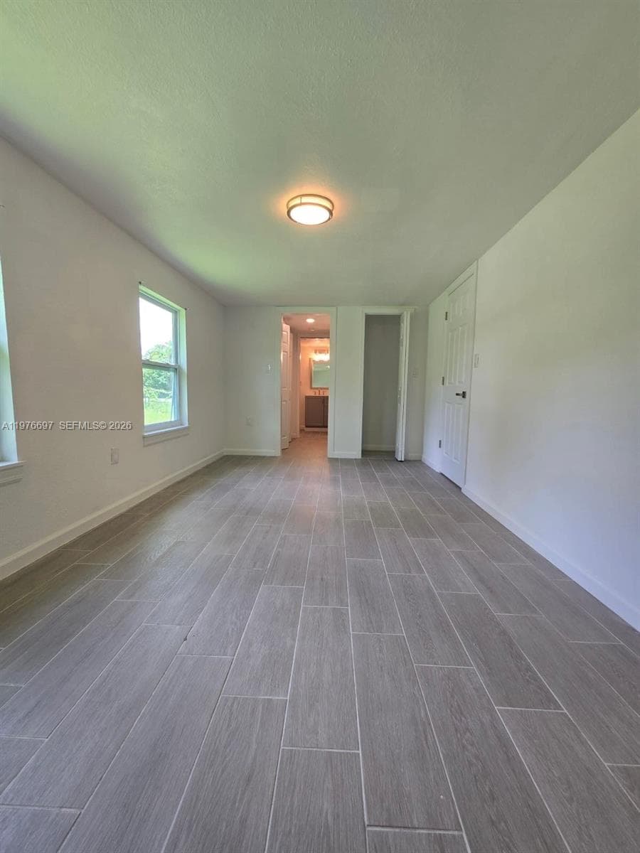 4438 E Riverside Drive, Fort Myers FL 33905 photo 4