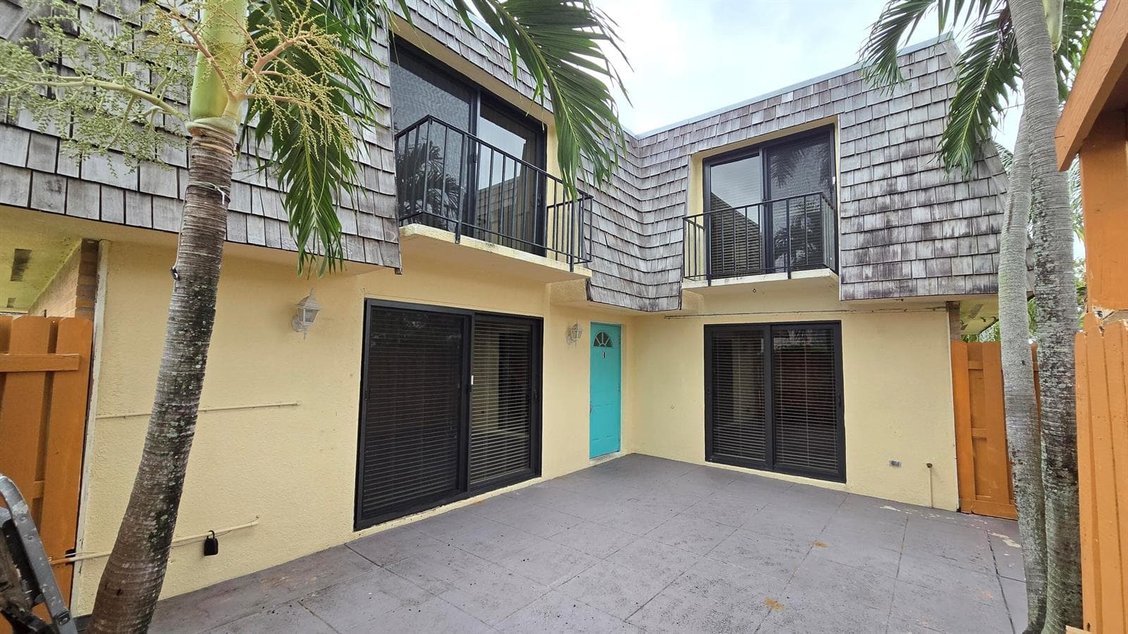 257 Lake Arbor Drive, Palm Springs FL 33461 photo 3