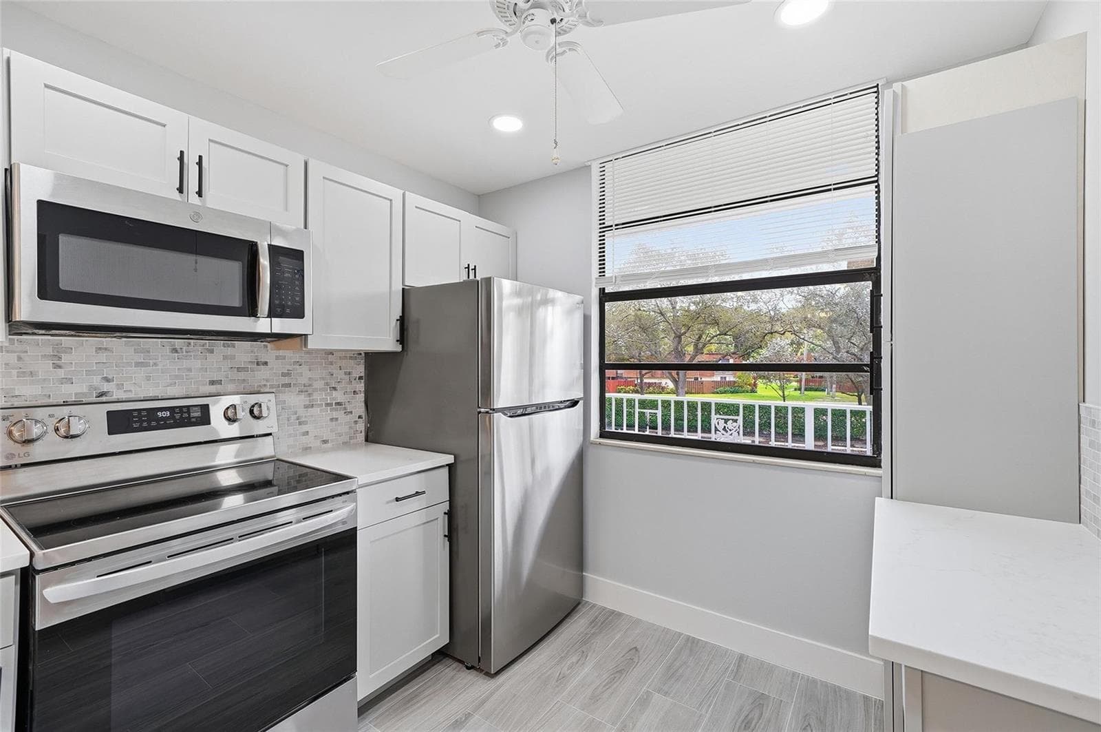 1717 Whitehall Drive # 205, Davie FL 33324 photo 4