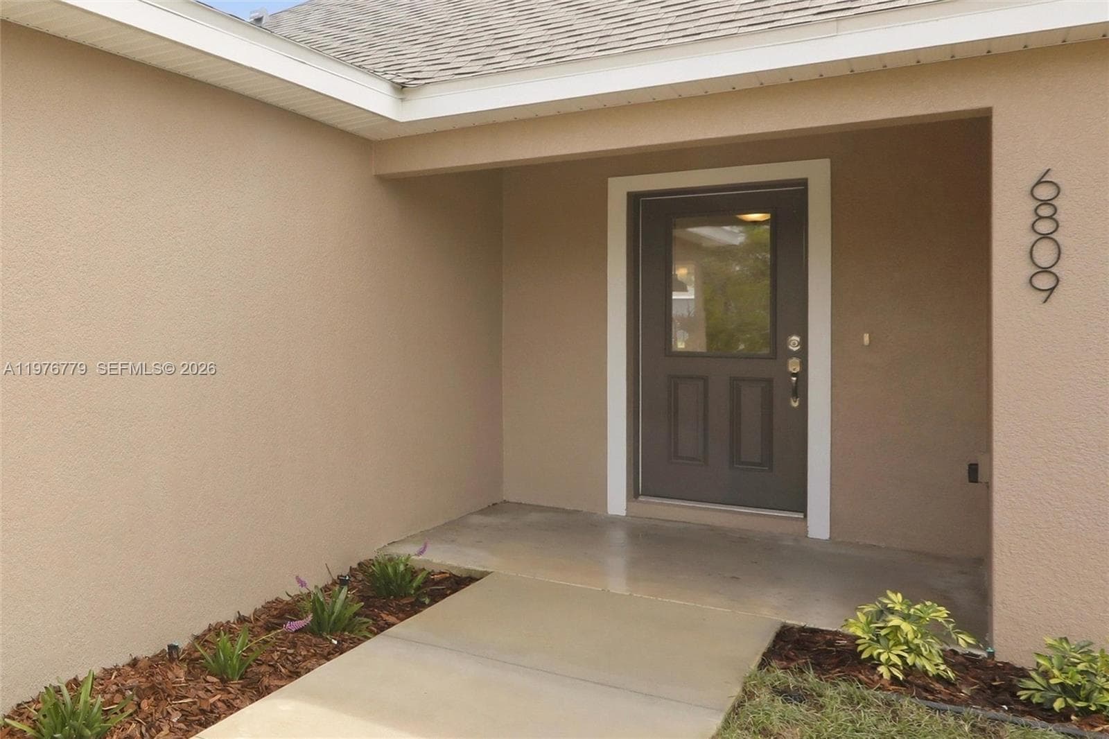 6809 Dickinson Drive, Sebring FL 33872 photo 2