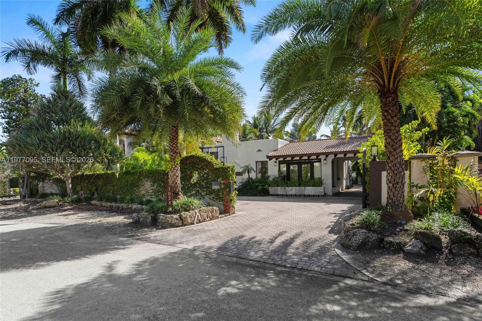 1028 NE 84th St, Miami FL 33138 photo 3