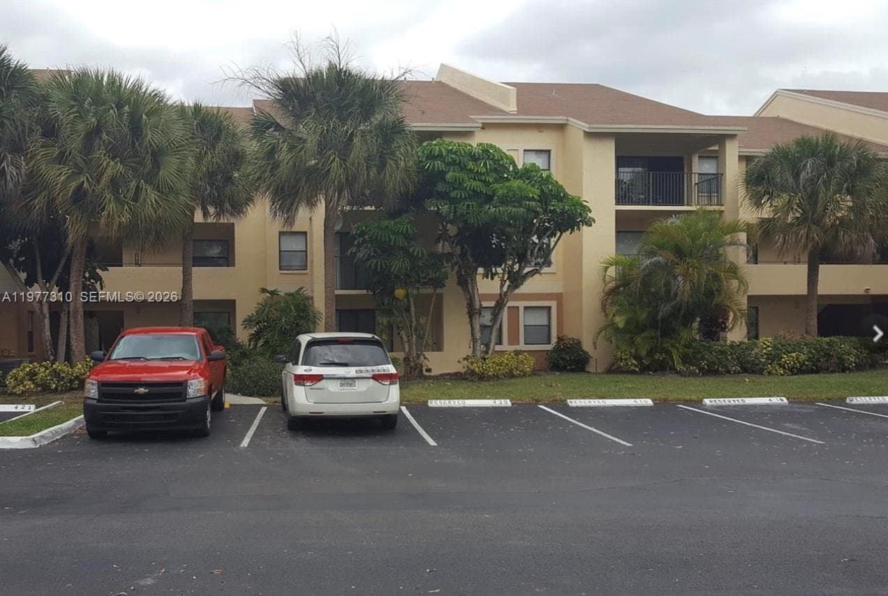 9999 Summerbreeze Dr # 420, Sunrise FL 33322