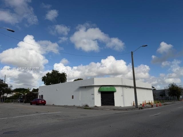102 NW 22nd Ave, Miami FL 33125