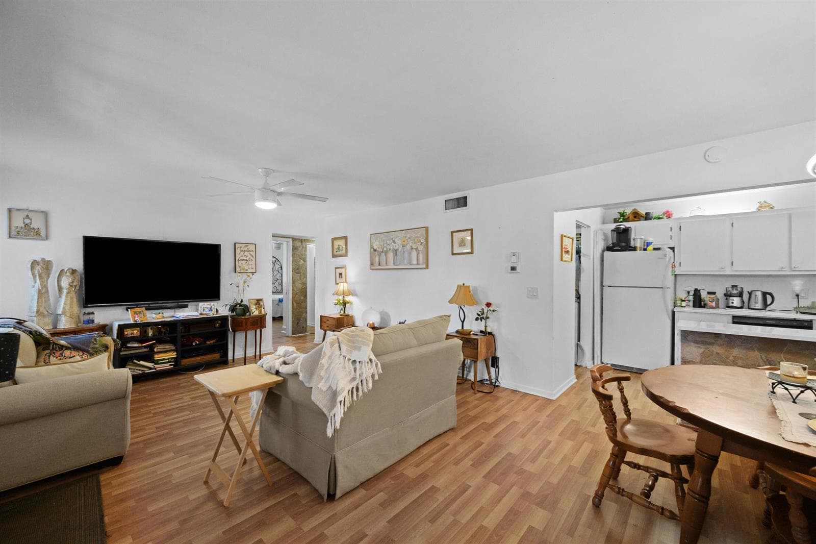431 Pine Glen Lane # C-2, FL 33463 photo 3