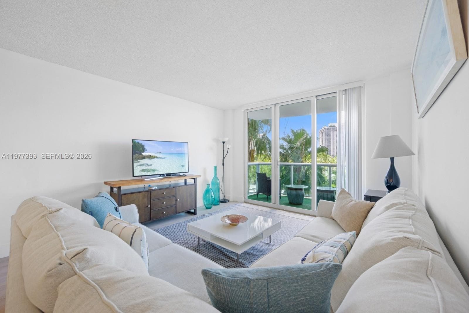19370 Collins Ave # 422, Sunny Isles Beach, FL 33160 photo 3
