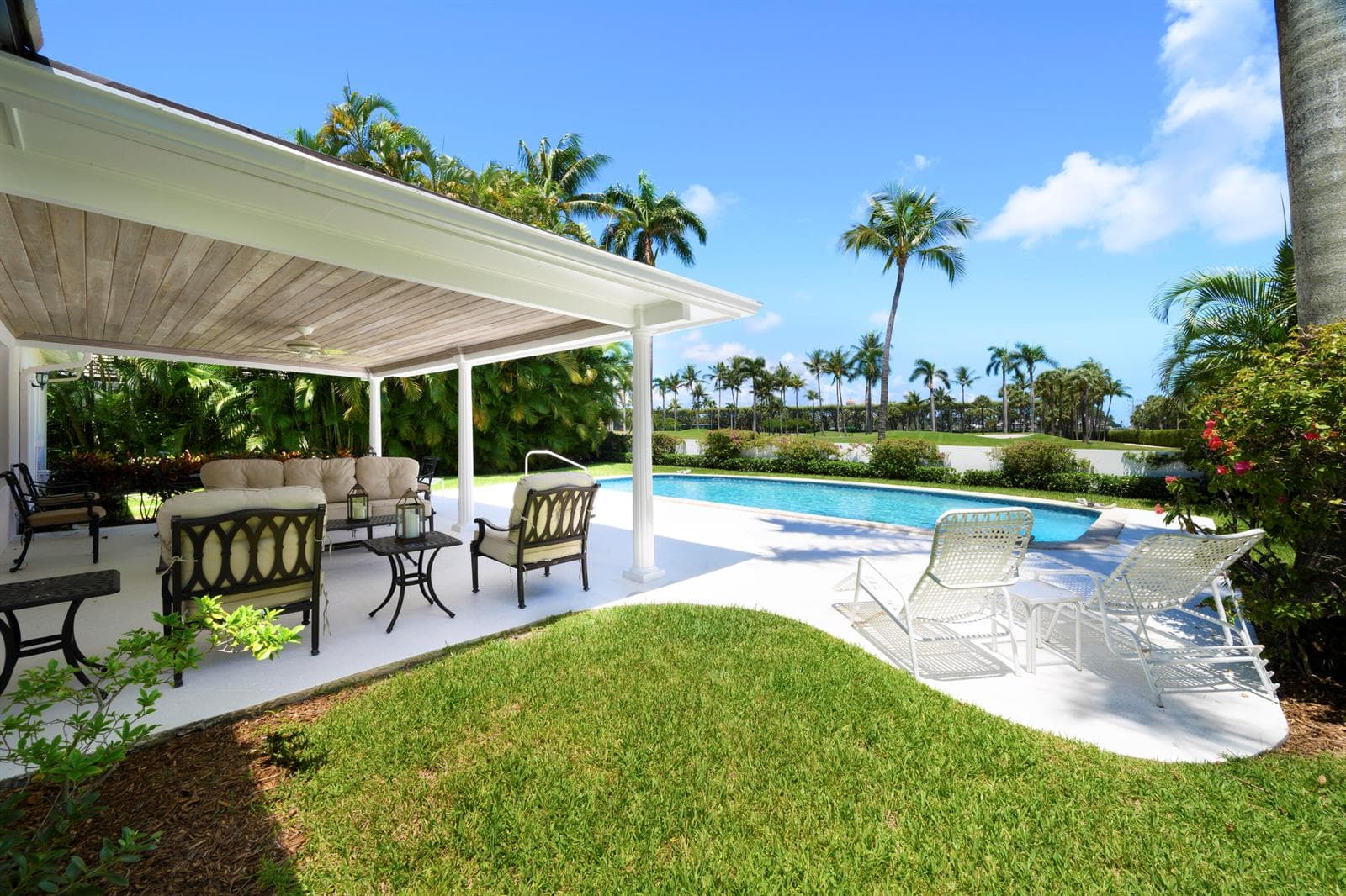 201 Pendleton Avenue, Palm Beach FL 33480 photo 2