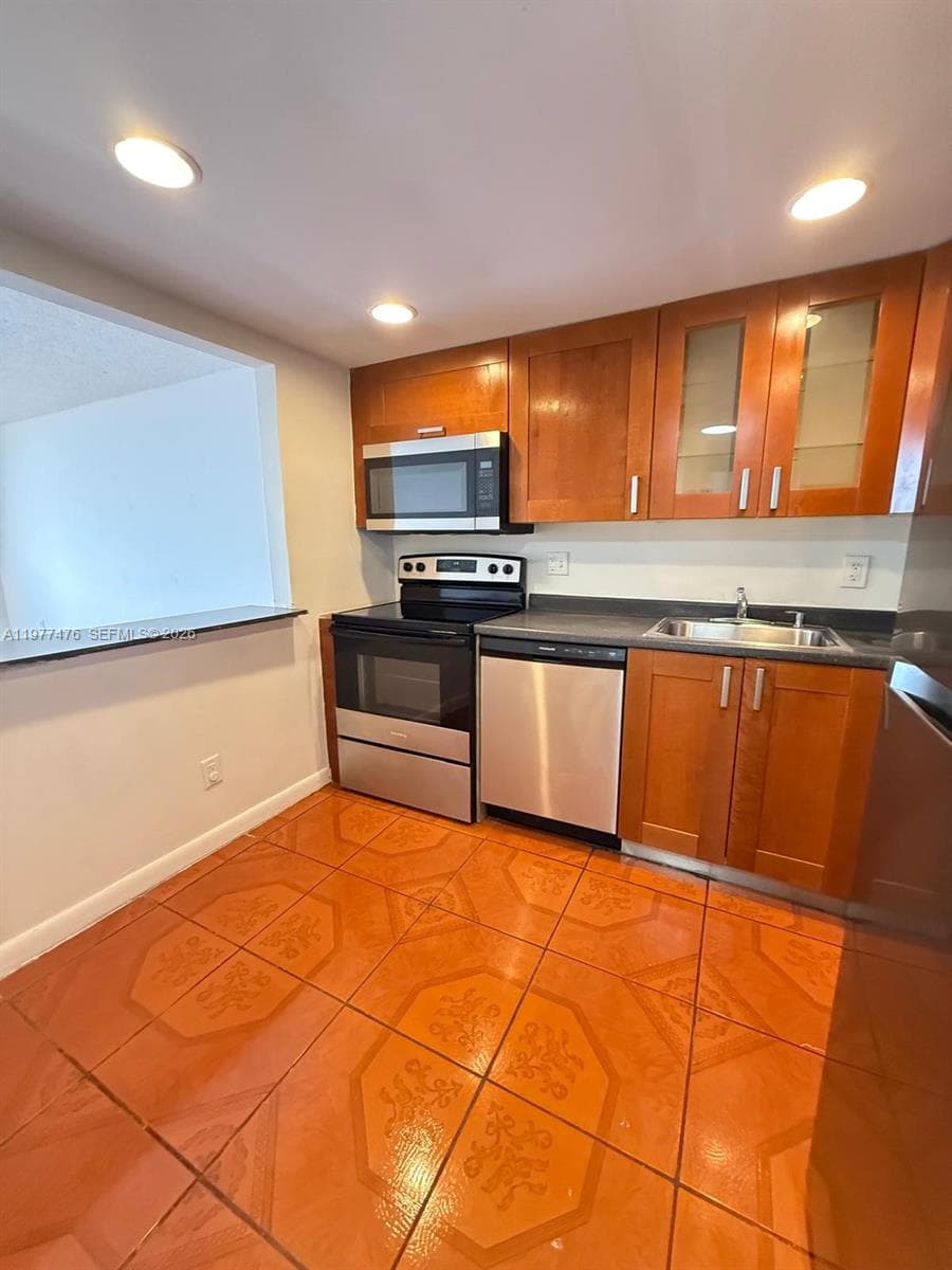 13499 Biscayne Blvd # 1114, North Miami FL 33181 photo 5
