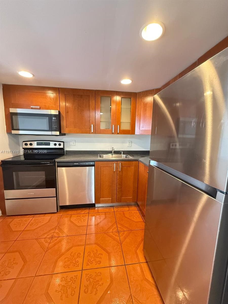 13499 Biscayne Blvd # 1114, North Miami FL 33181 photo 4