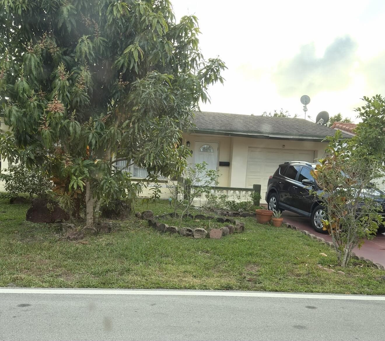 4803 Highland Drive, Tamarac FL 33319 photo 2