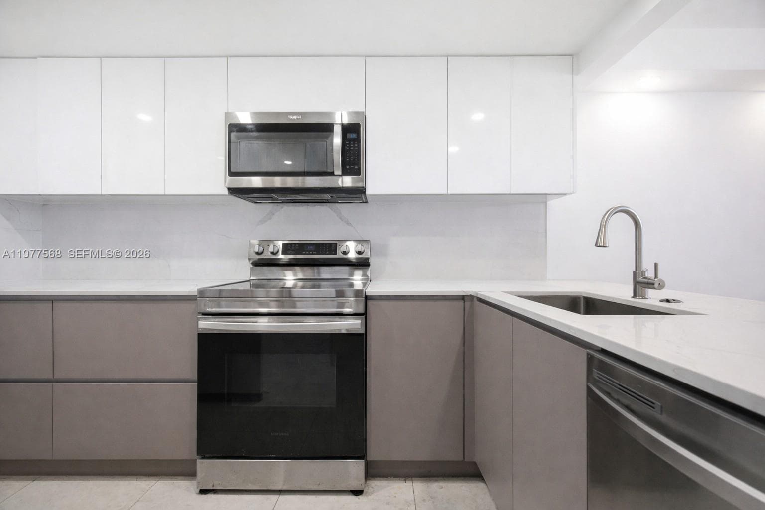 1717 N Bayshore Dr # 3354, Miami FL 33132 photo 3