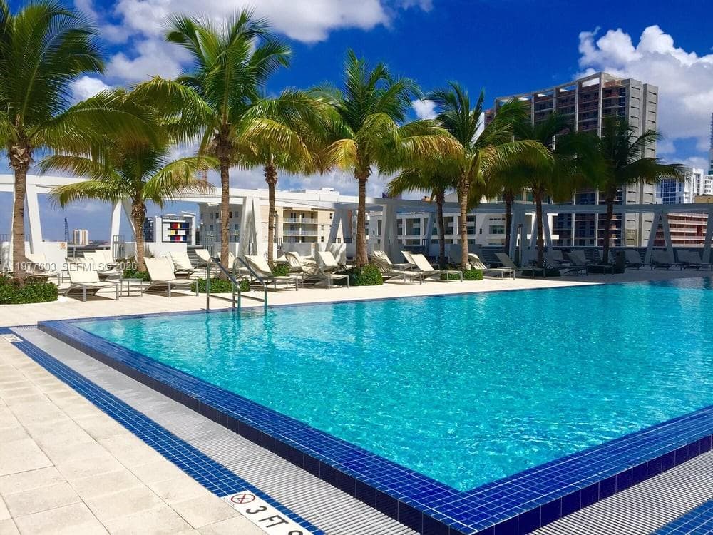 1111 SW 1st Ave, Miami FL 33130 photo 5