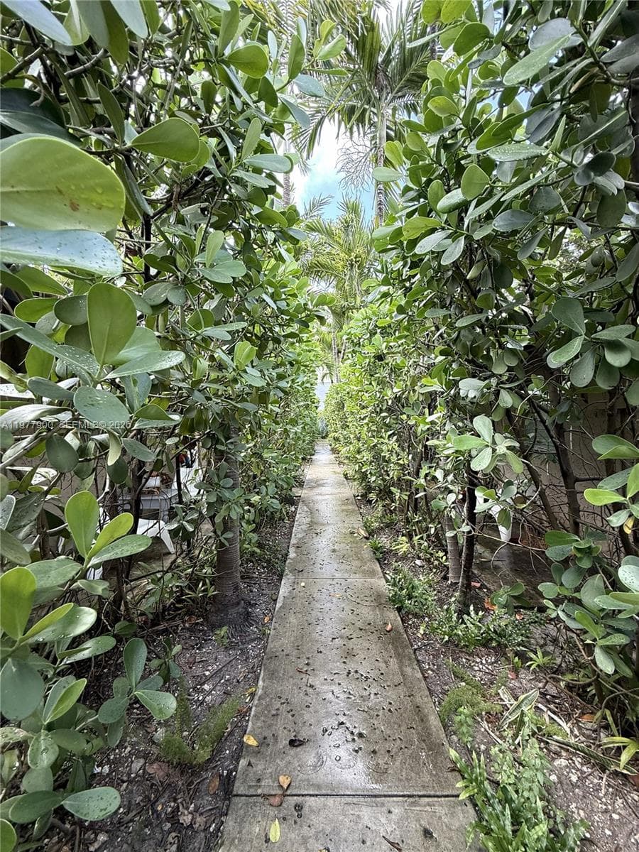 118 NW 24th St, Miami FL 33127 photo 3