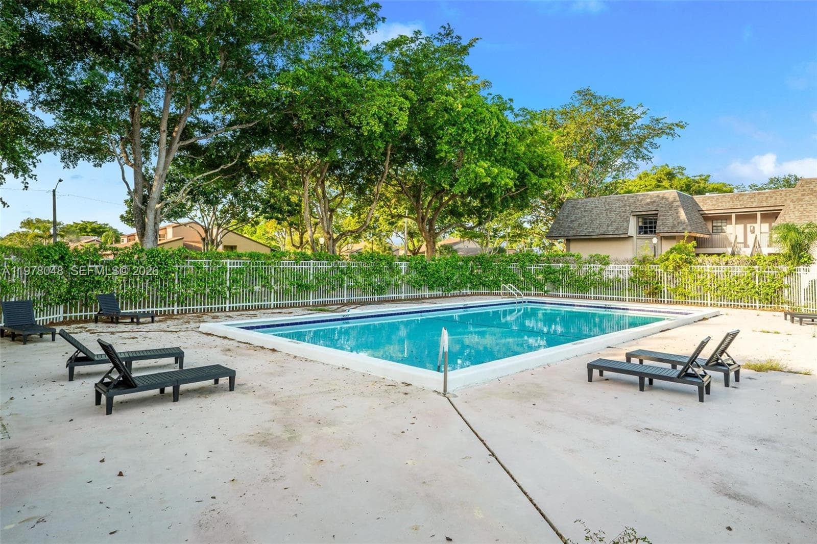 3631 NW 94th Ave # 6G, Sunrise FL 33351 photo 2