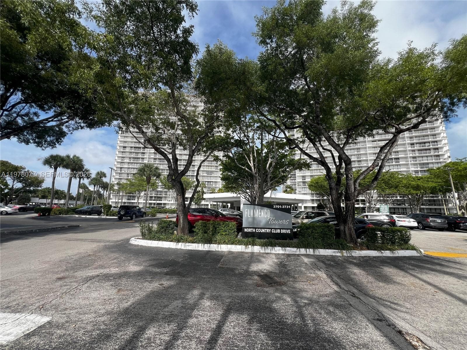 3701 N Country Club Dr # 201, Aventura FL 33180