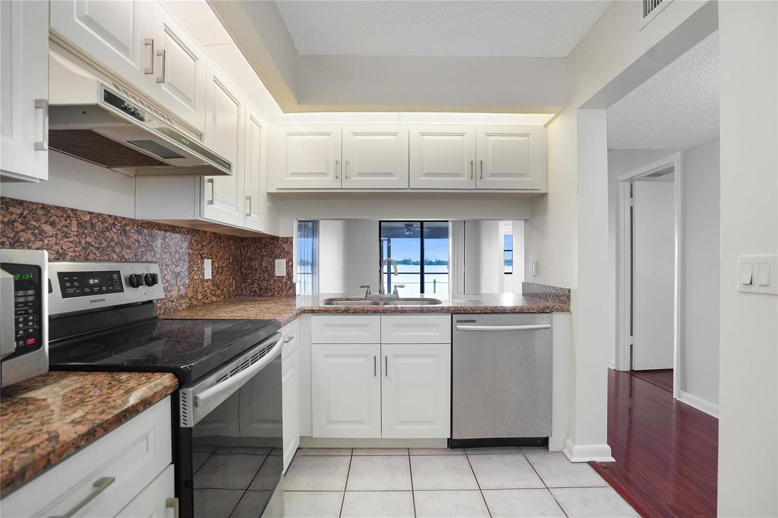 109 Lake Emerald Drive # 110, Oakland Park FL 33309 photo 3