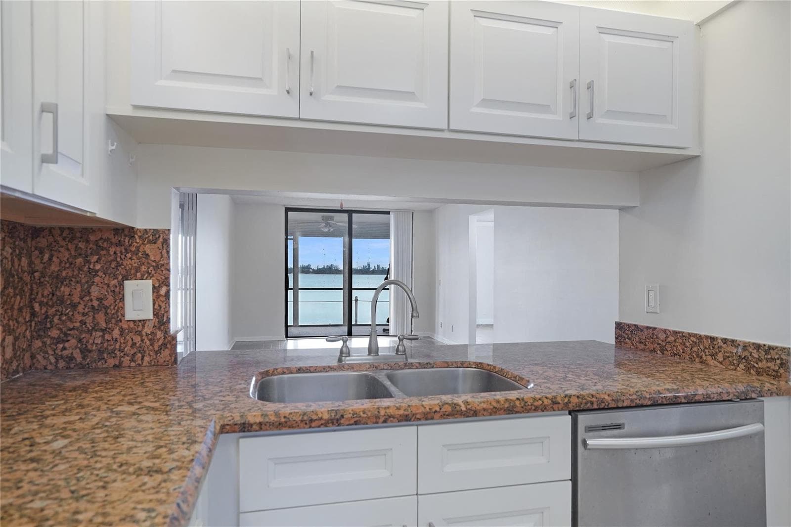 109 Lake Emerald Drive # 110, Oakland Park FL 33309 photo 4