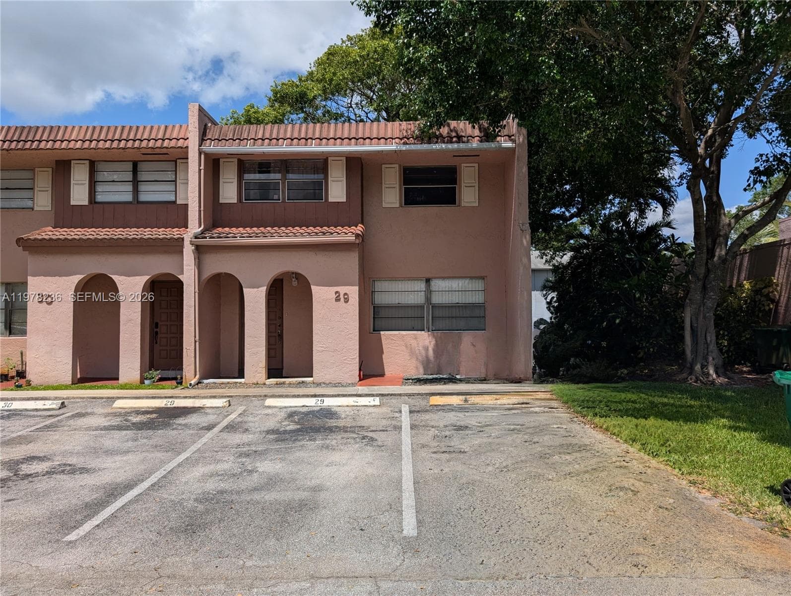 29 Seville Cir # 49, Davie FL 33324