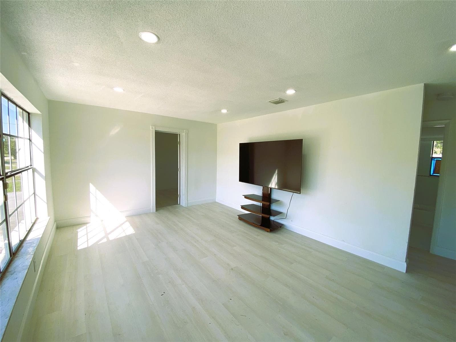 320 NW 4th Avenue # 1, Deerfield Beach FL 33441 photo 4