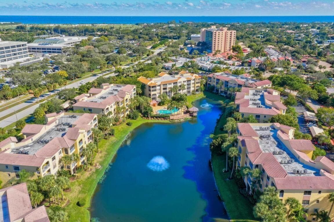 400 Uno Lago Drive # 103, Juno Beach FL 33408 photo 4
