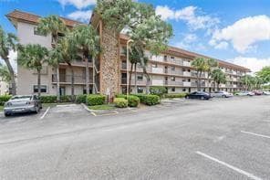 4930 E Sabal Palm Boulevard # 402, Tamarac FL 33319 photo 3