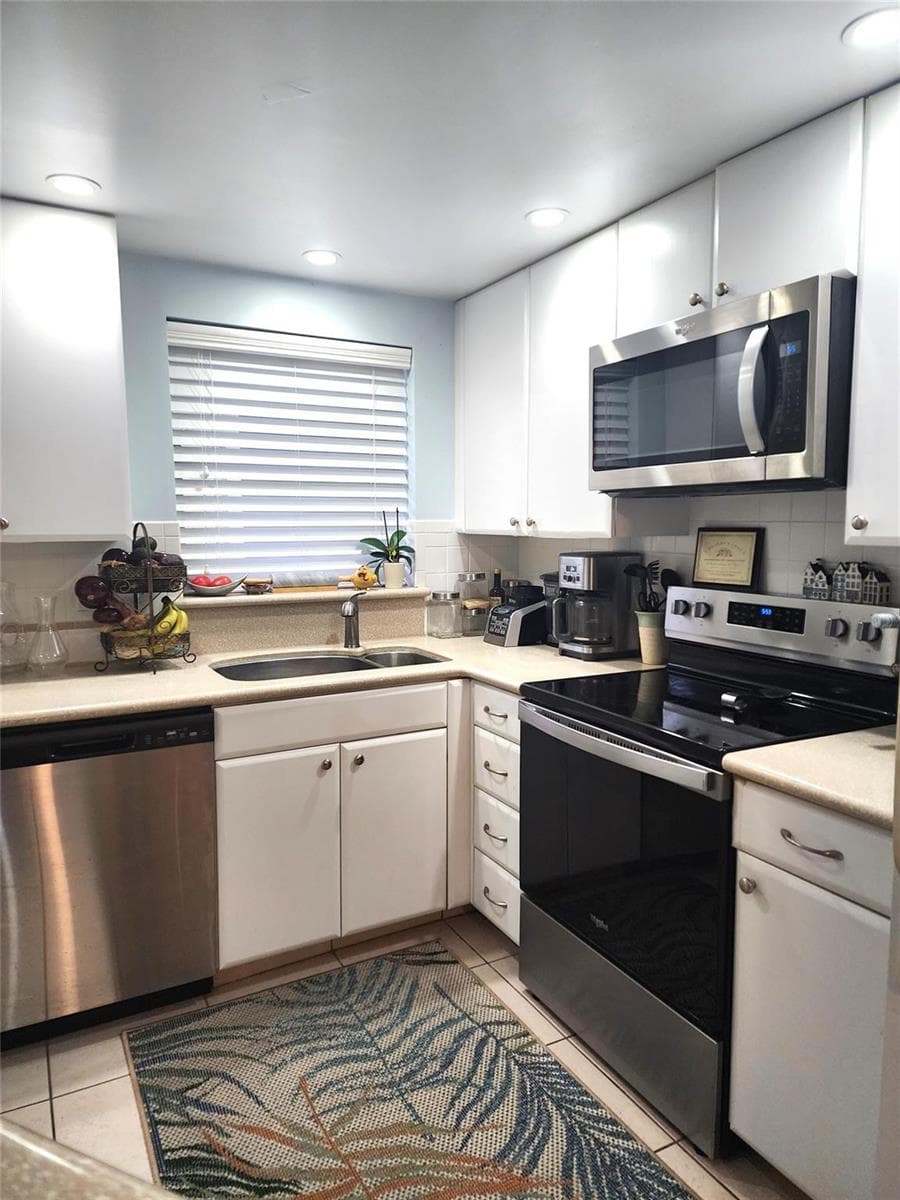 804 SE 7th Street # 101, Deerfield Beach FL 33441 photo 5