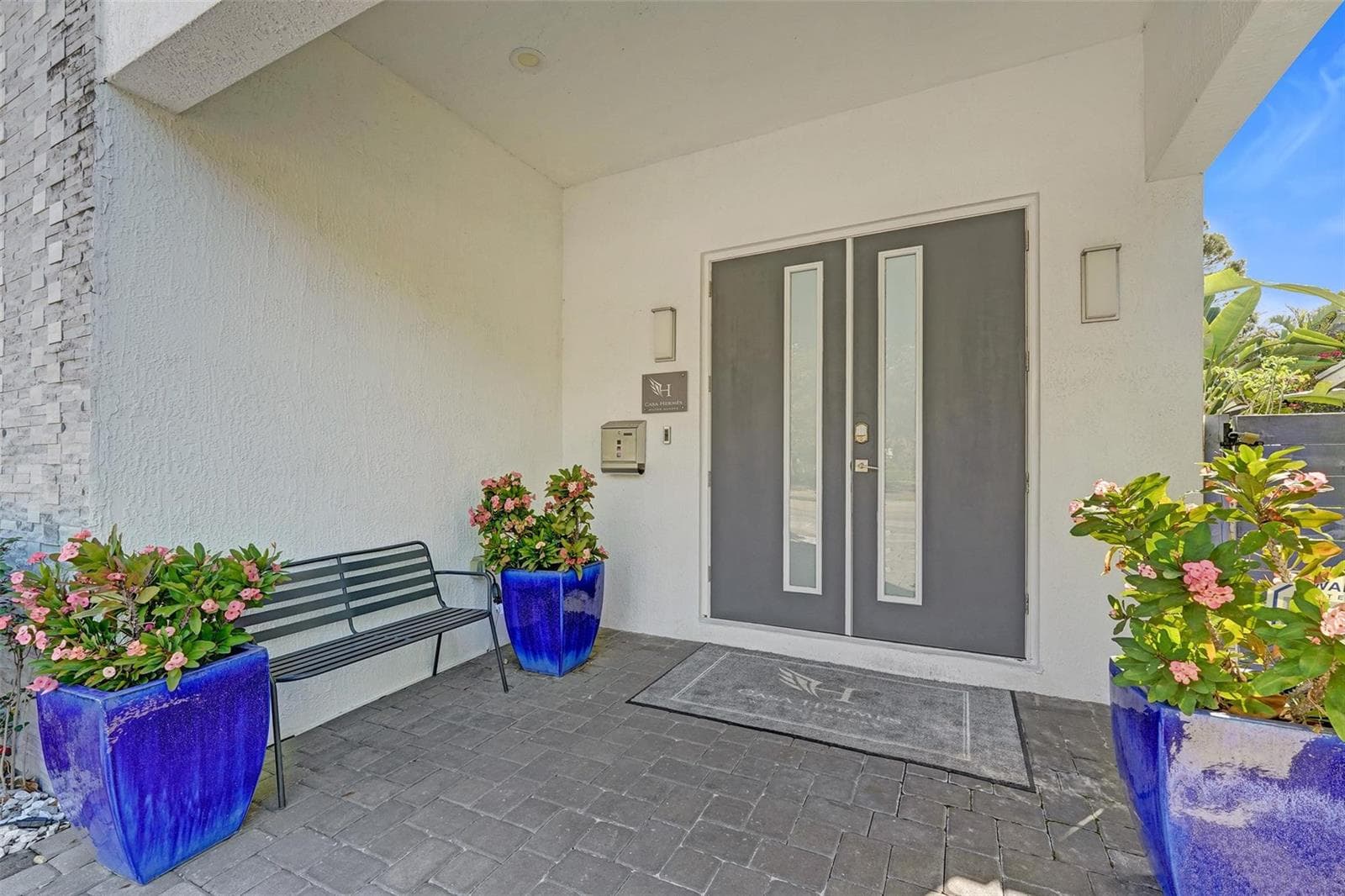 2502 NE 6th Avenue, Wilton Manors FL 33305 photo 3