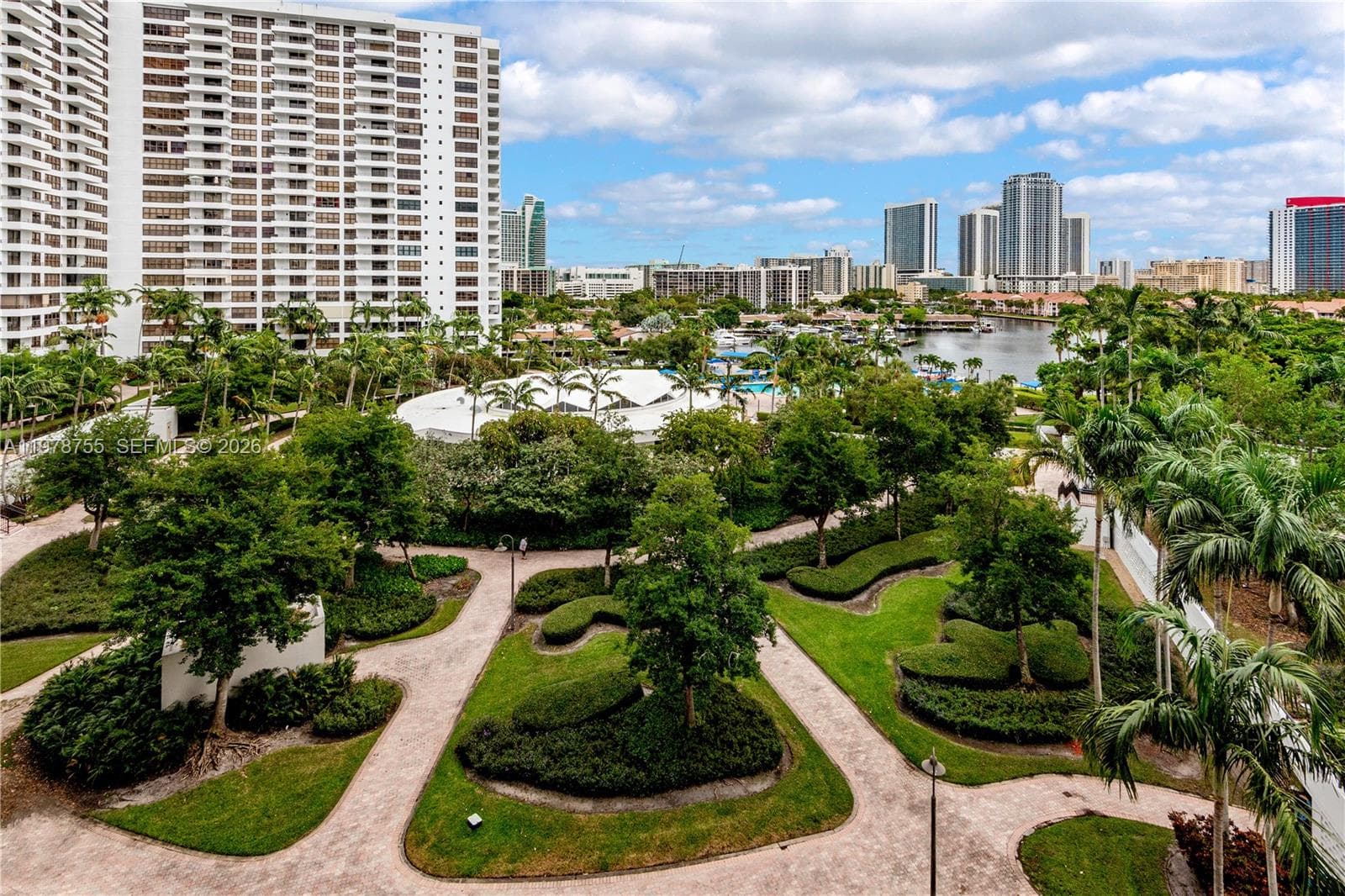 600 Three Islands Blvd # 612, Hallandale Beach FL 33009 photo 5