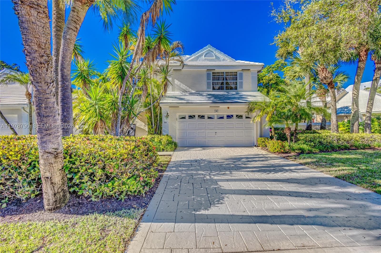 30 Windsor Lane, Palm Beach Gardens FL 33418 photo 2