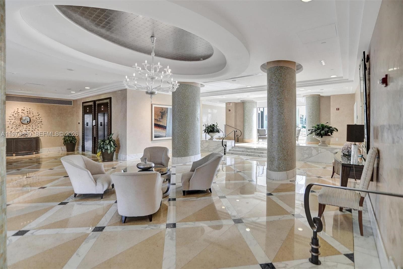 6917 Collins Ave # 915, Miami Beach FL 33141
