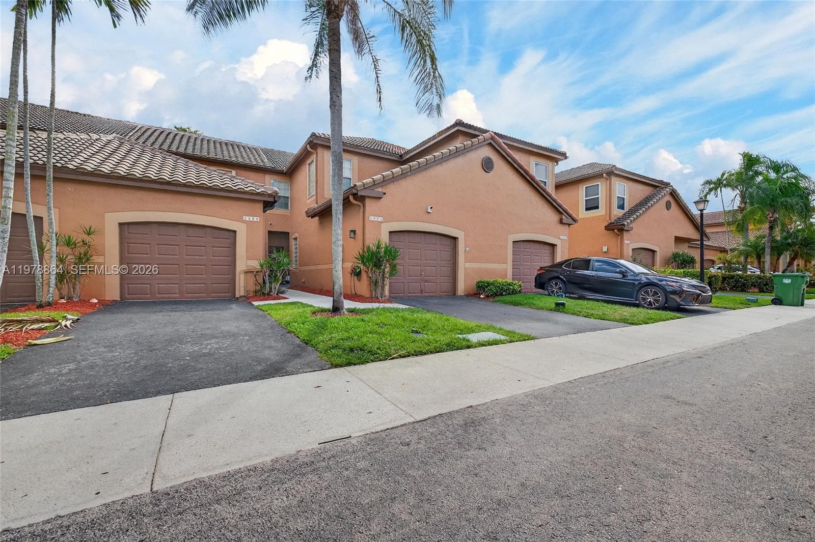 1594 Barcelona Way # 18, Weston FL 33327