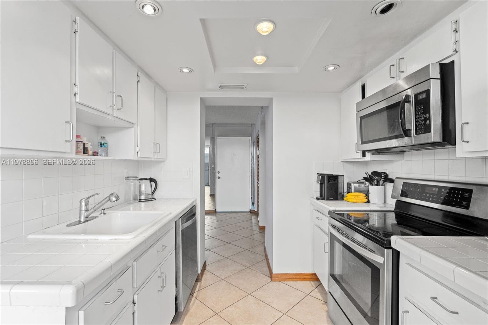 7300 Wayne Ave # 217, Miami Beach FL 33141 photo 2