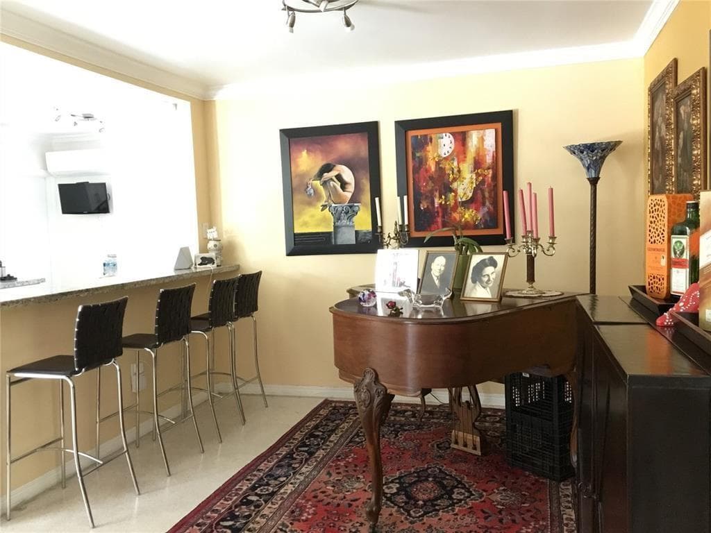 1250 Arthur Street, Hollywood FL 33019 photo 5