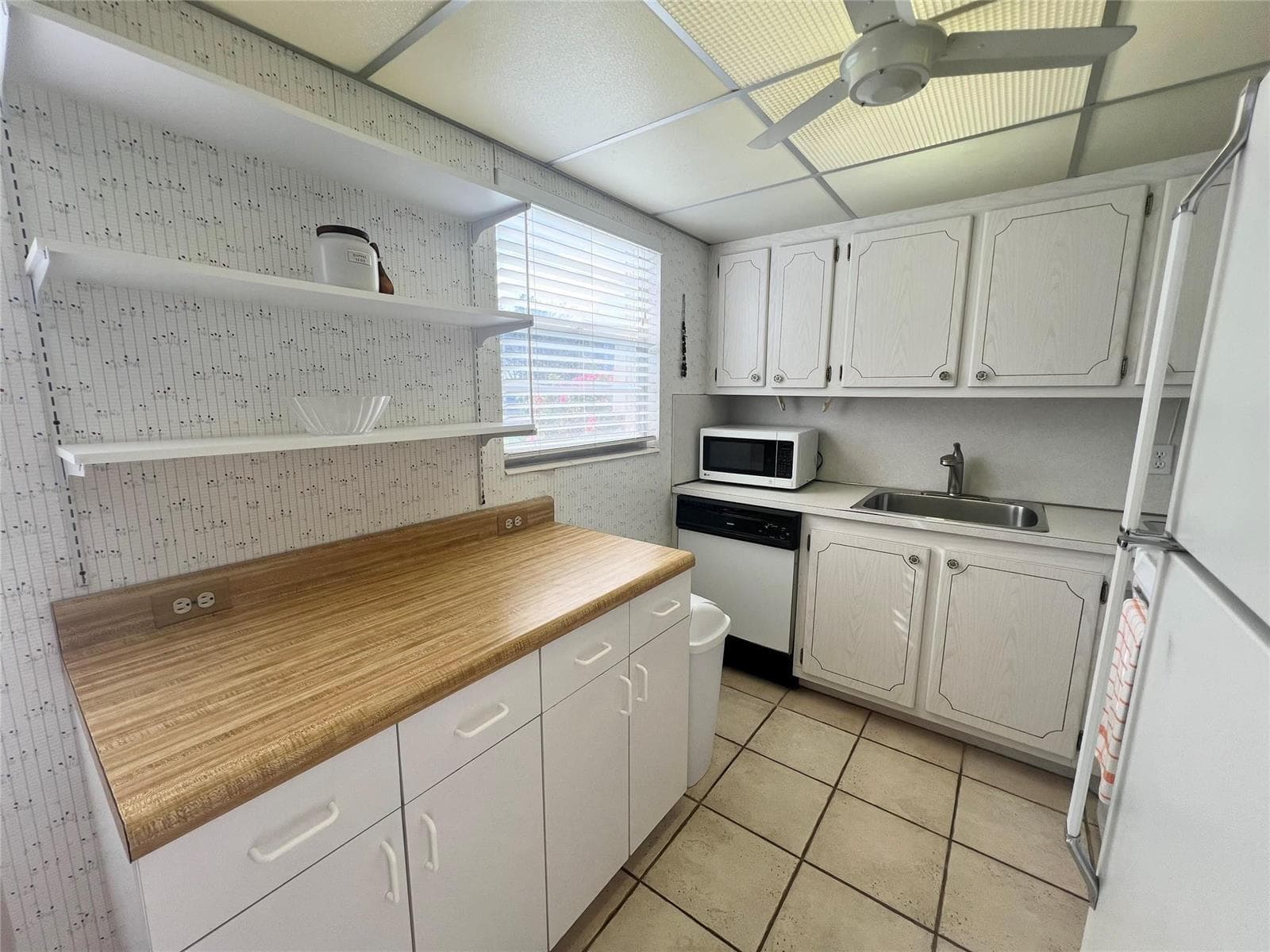 244 Farnham K # 244, Deerfield Beach FL 33442 photo 2