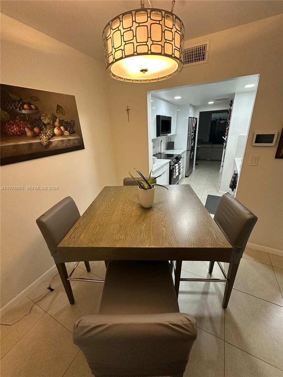 7401 NW 16th St # 407, Plantation FL 33313 photo 4