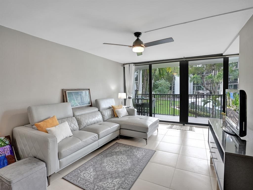 1301 River Reach Drive # 201, Fort Lauderdale FL 33315 photo 2