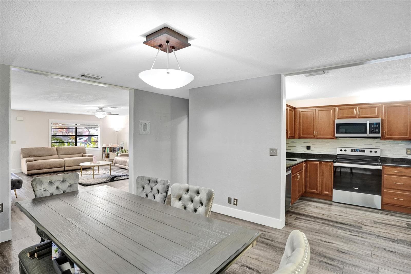 869 NW 47th Street, Deerfield Beach FL 33064 photo 3