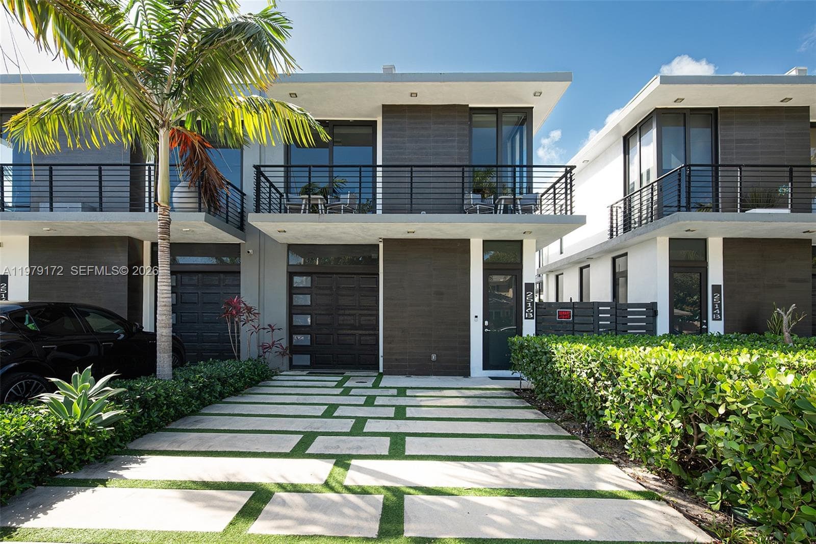 2516 NE 21st St # B, Fort Lauderdale FL 33305 photo 2