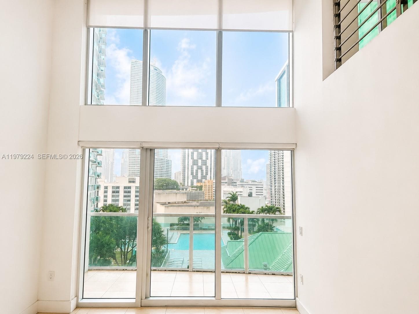 41 SE 5th St # 907, Miami FL 33131 photo 3