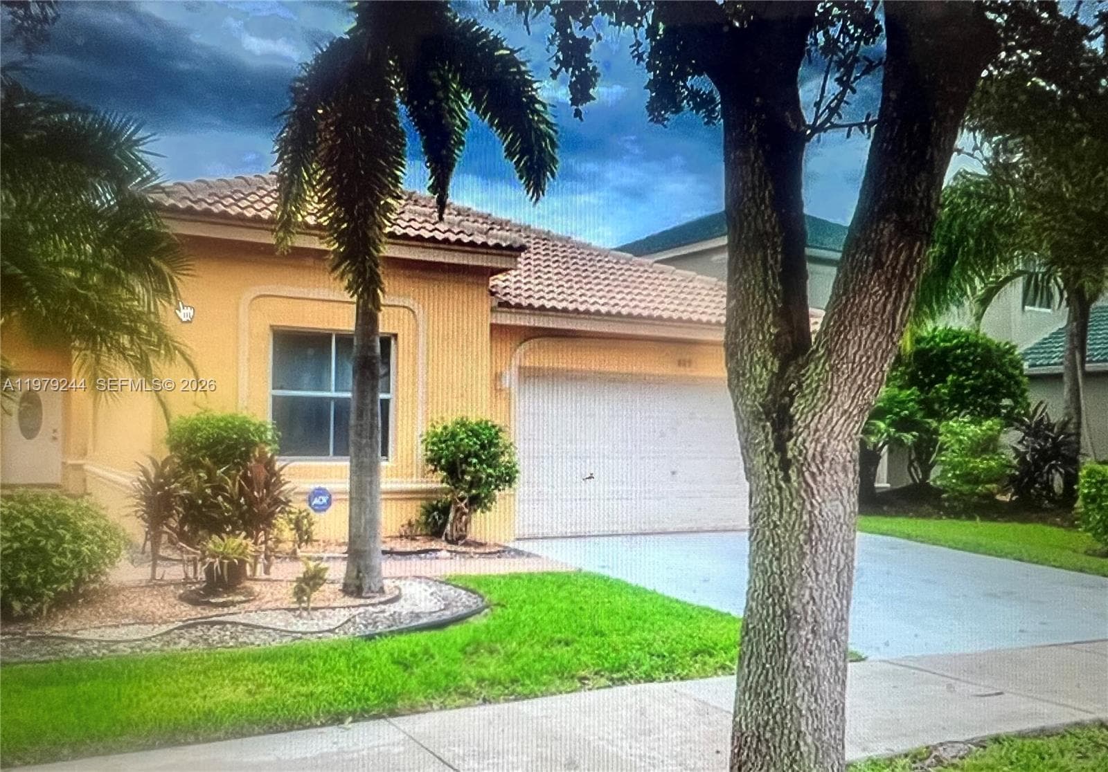 803 Vista Meadows Dr, Weston FL 33327 photo 5