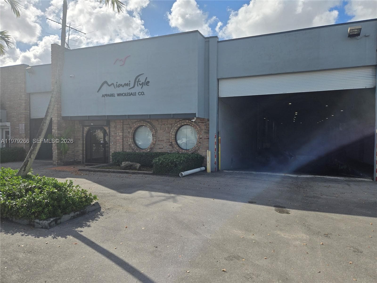 7480 NW 52nd St, Miami, FL 33166 photo 4