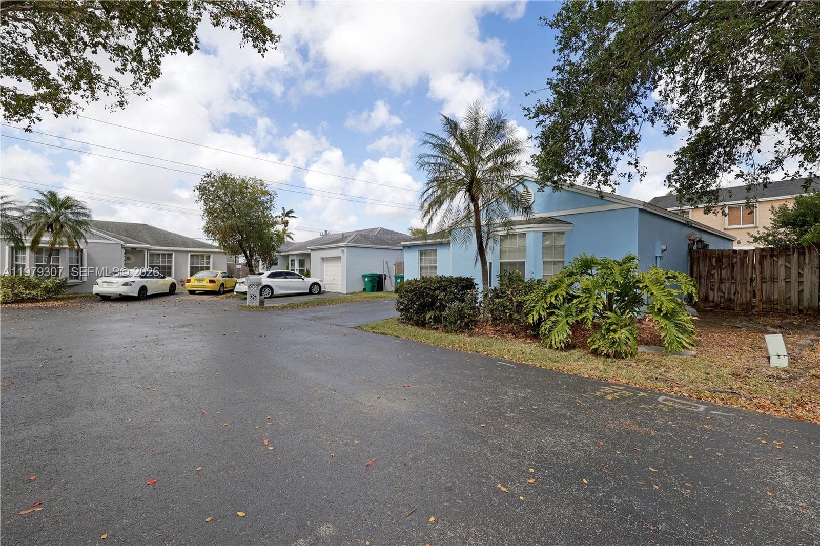 14566 SW 124th Pl, Miami FL 33186 photo 2