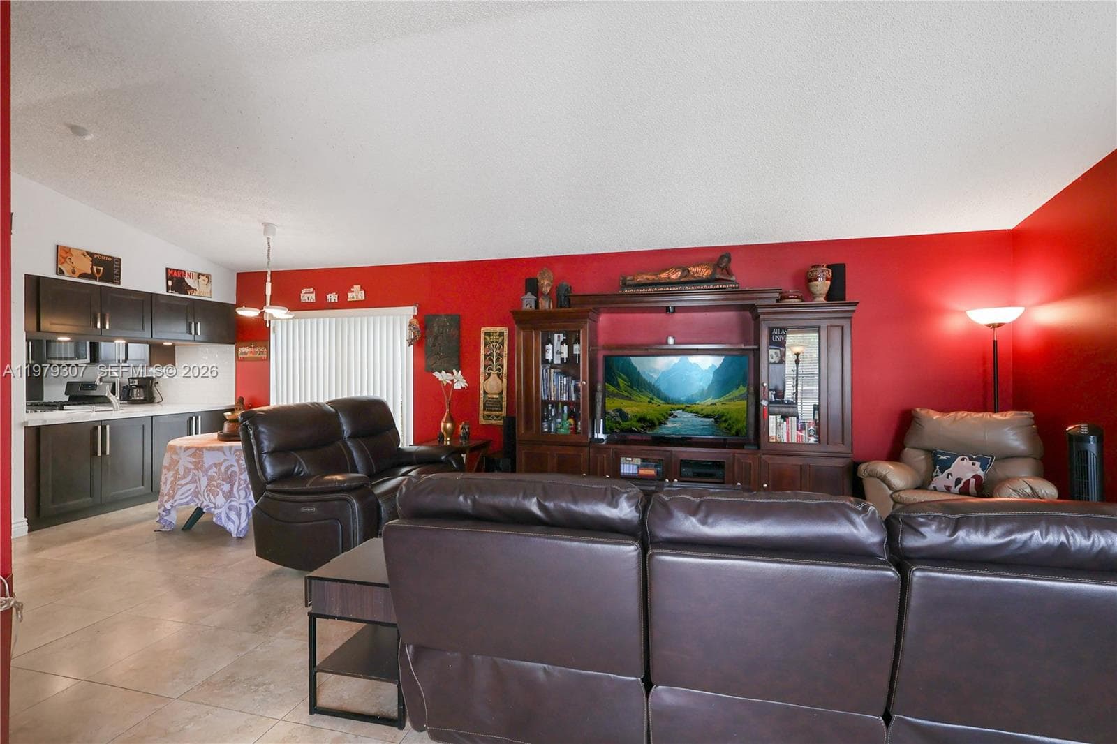 14566 SW 124th Pl, Miami FL 33186 photo 4