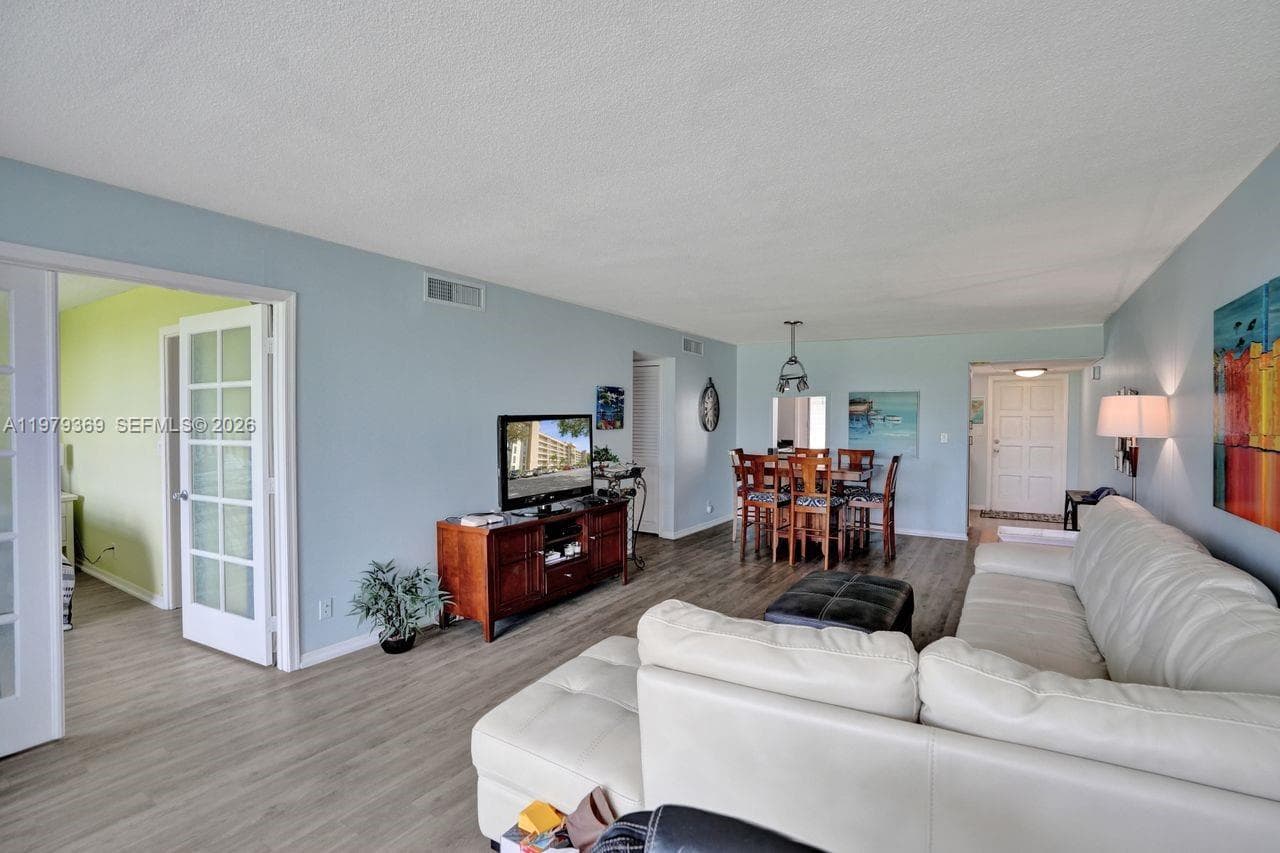 2651 S Course Dr # 203, Pompano Beach FL 33069 photo 5