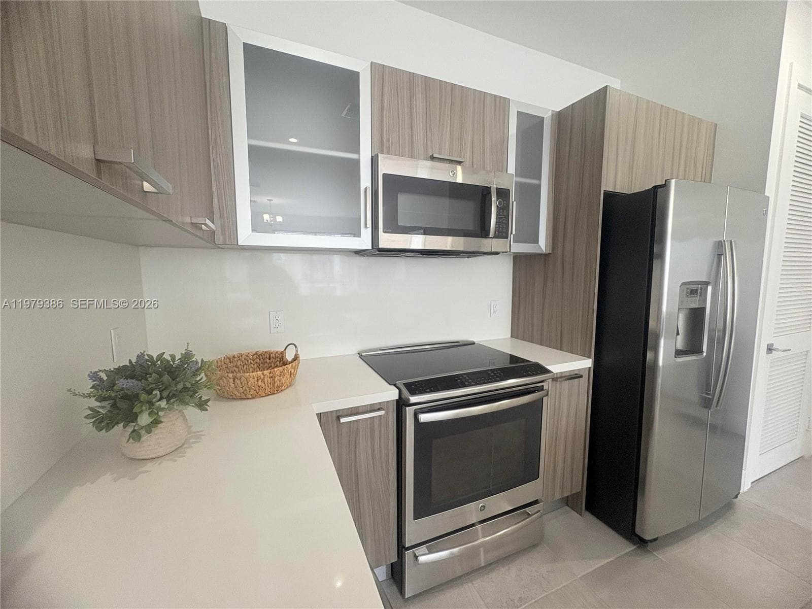 1045 NE 18th Ave # 304, Fort Lauderdale, FL 33304 photo 4