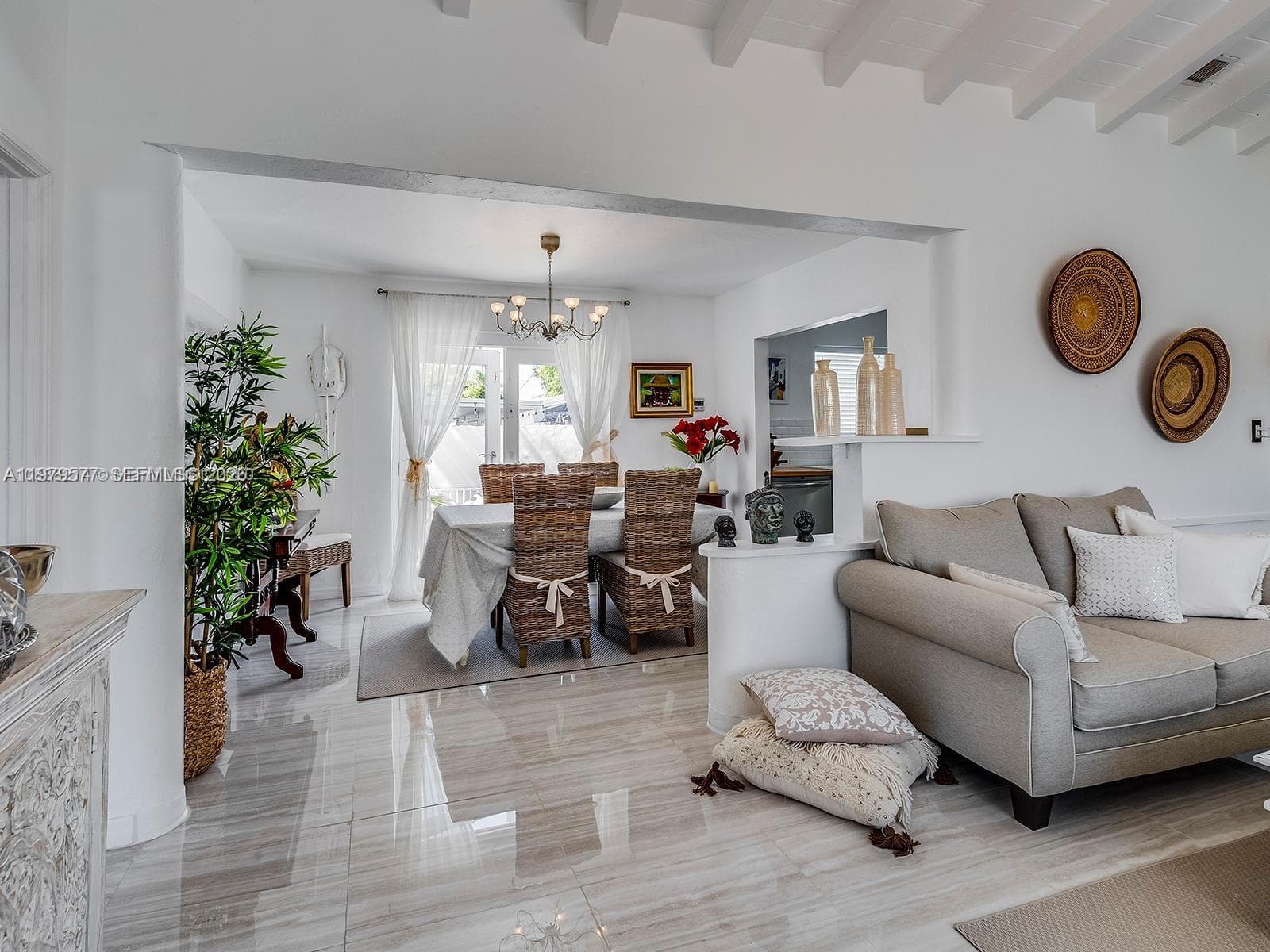 6910 Rue Notre Dame # 0, Miami Beach FL 33141 photo 2