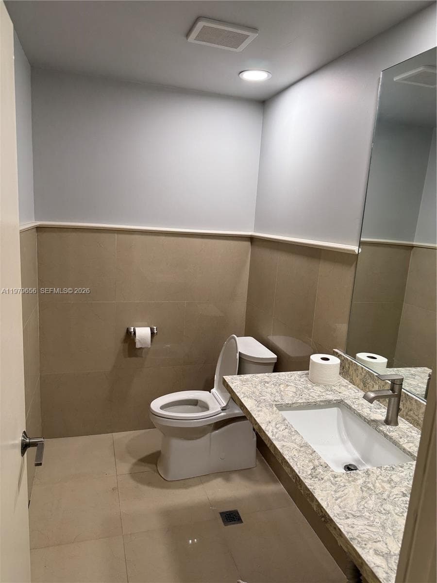 219 N 21st Ave, Hollywood FL 33020 photo 3